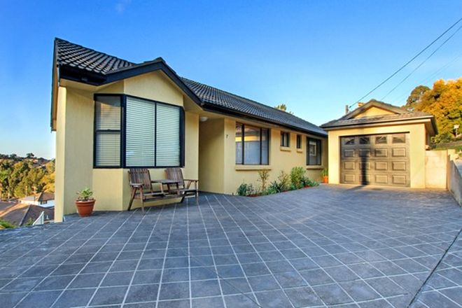 Picture of 7 Ashley Avenue, FARMBOROUGH HEIGHTS NSW 2526