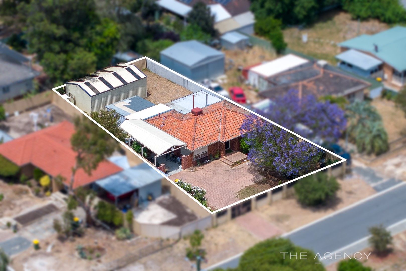 2 bedrooms House in 48 Clenham Way KELMSCOTT WA, 6111