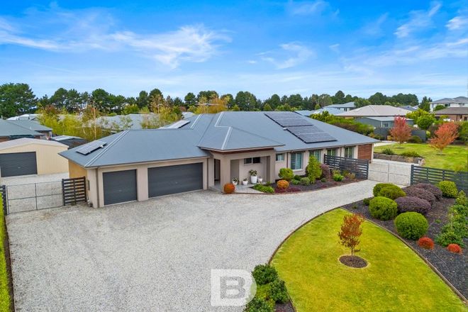 Picture of 13 Pontvale Close, GISBORNE VIC 3437