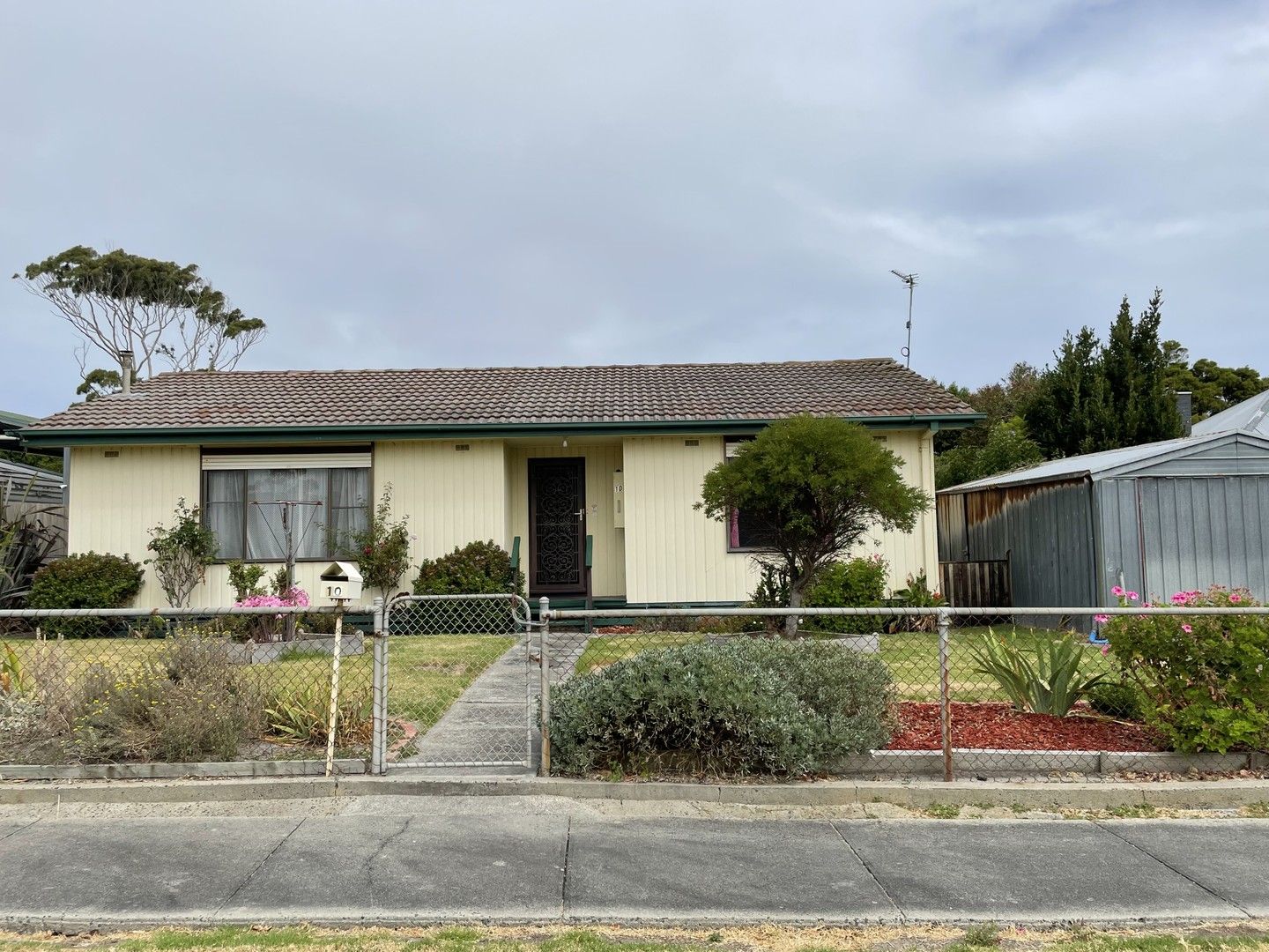 2 bedrooms House in 10 Mathew Street WONTHAGGI VIC, 3995