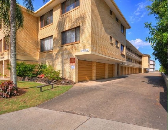 21/115 Frank Street, Labrador QLD 4215