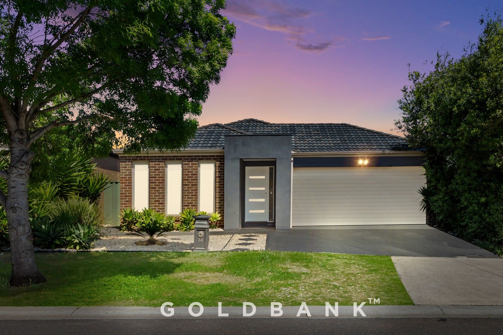 34 Dahlia Drive, Caroline Springs VIC 3023 Domain