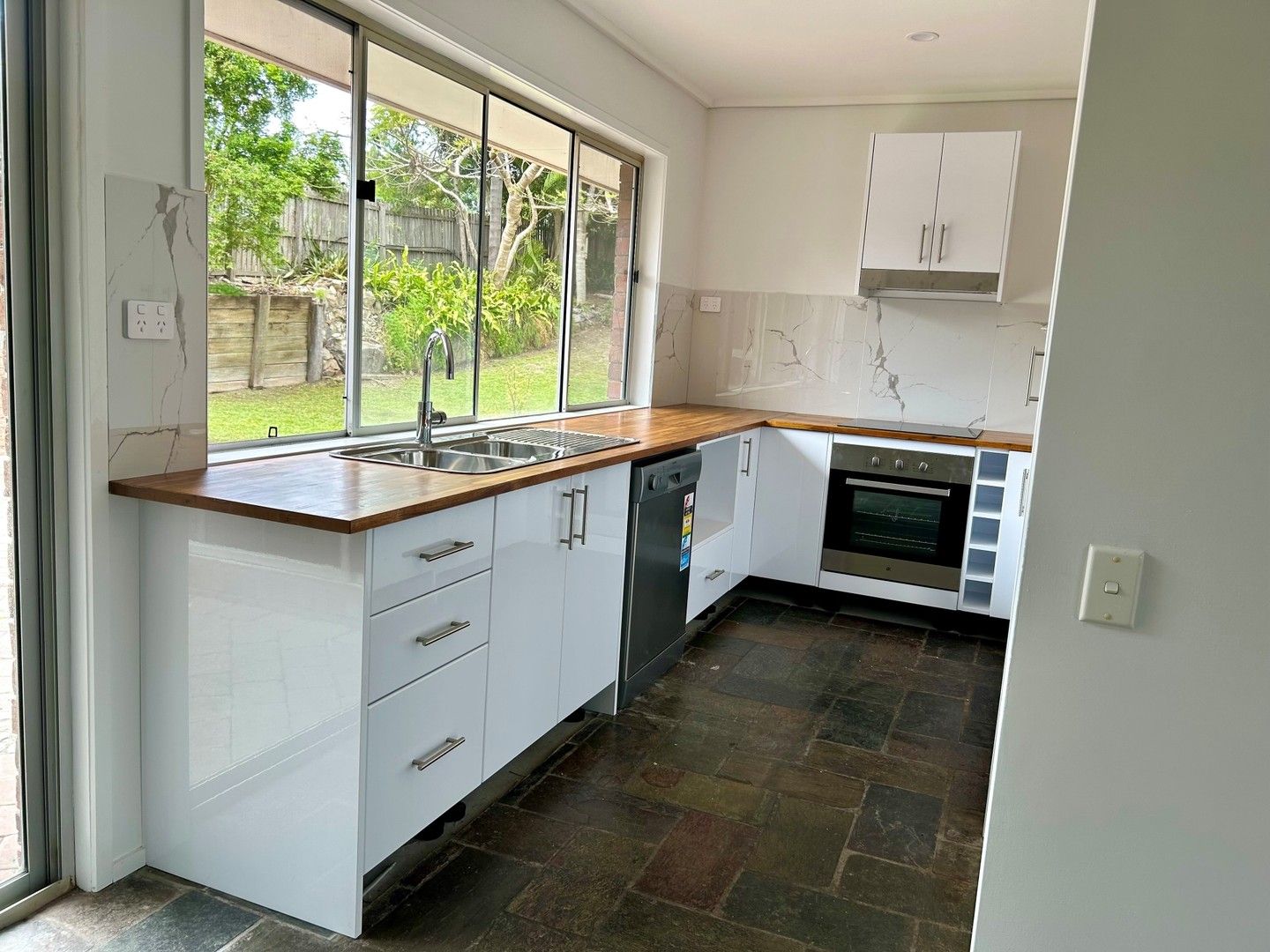 3 bedrooms House in 14 San Mateo Blvd ASHMORE QLD, 4214