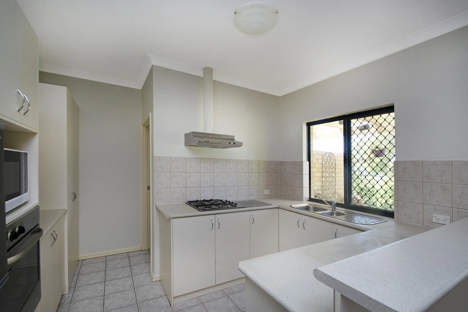 8/86 Ellersdale Avenue, Warwick WA 6024