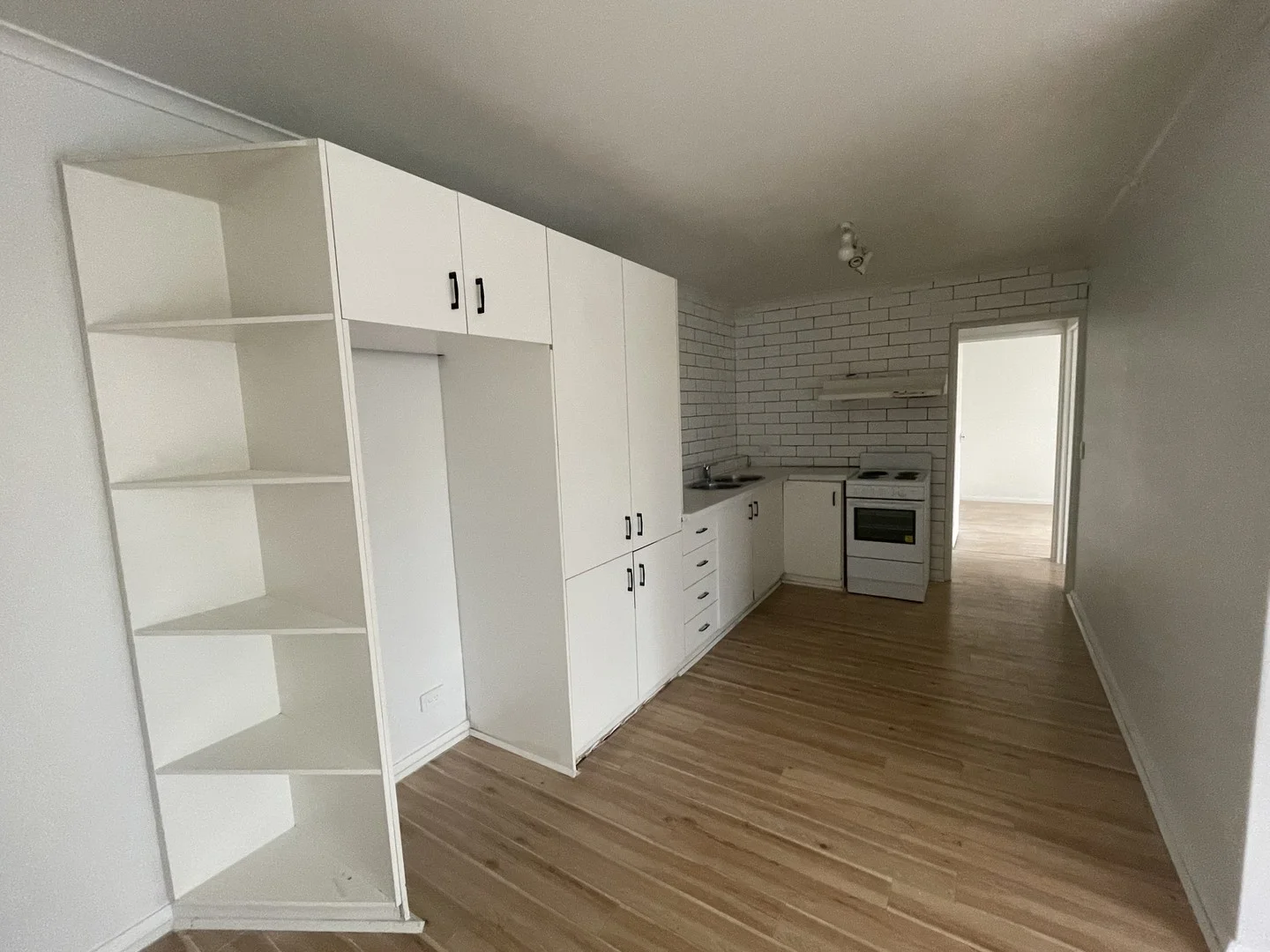 10/7-9 Hatfield Court, West Footscray VIC 3012