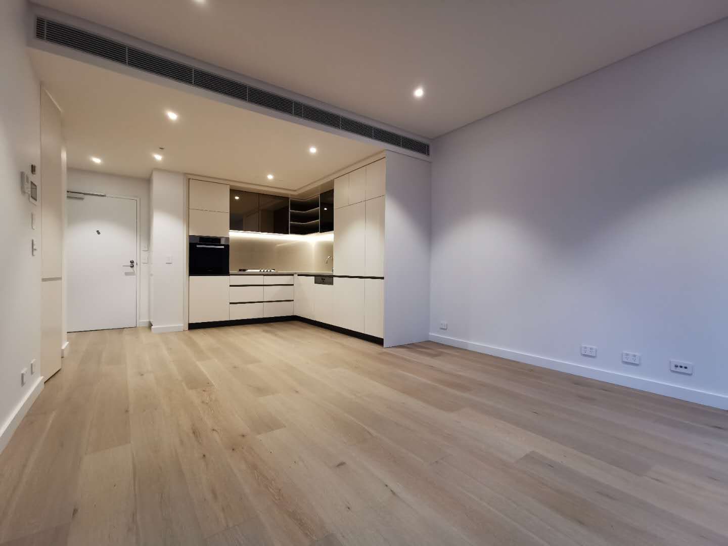 1 bedrooms Apartment / Unit / Flat in 710/81 Harbour Street HAYMARKET NSW, 2000
