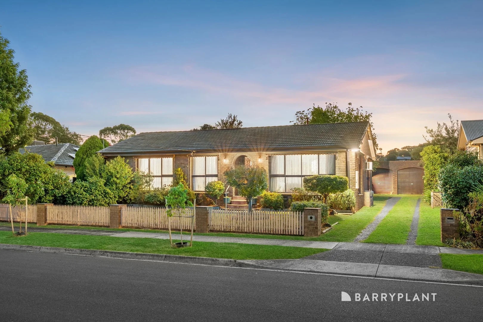 51 Grayson Drive, Scoresby VIC 3179