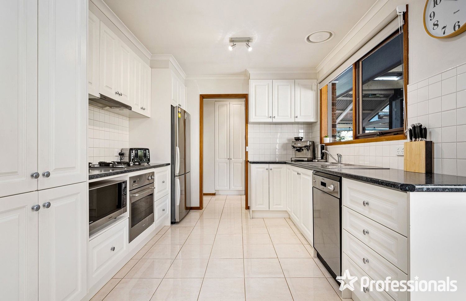 71 Switchback Road, Chirnside Park VIC 3116, Image 2