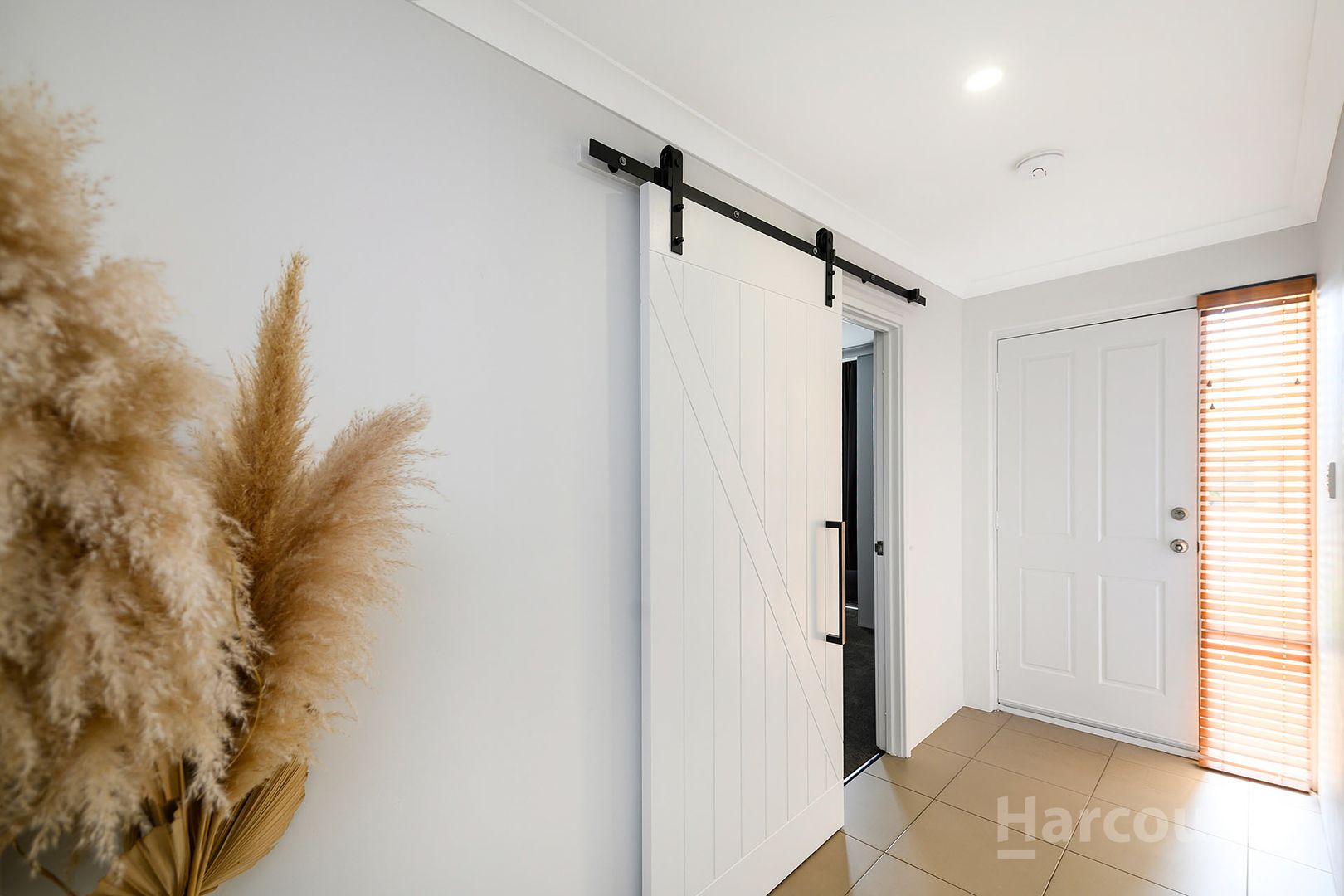 4 Madrid Terrace, Hocking WA 6065, Image 2