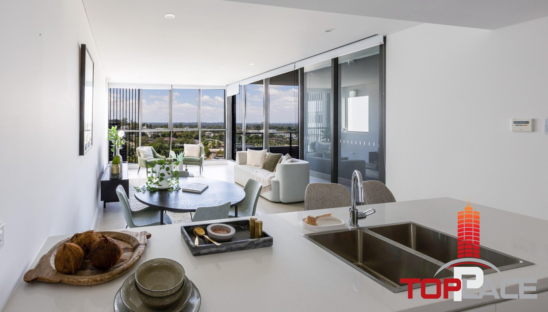 2 bedrooms Apartment / Unit / Flat in 9 Gay Street CASTLE HILL NSW, 2154