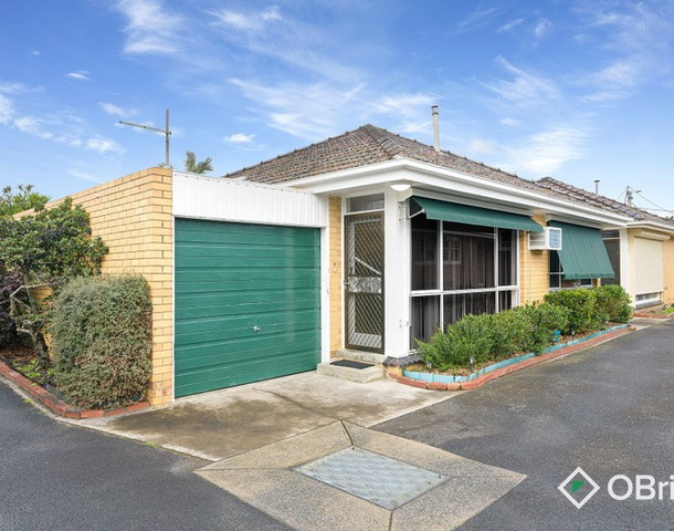 8/5 Hope Court, Frankston VIC 3199