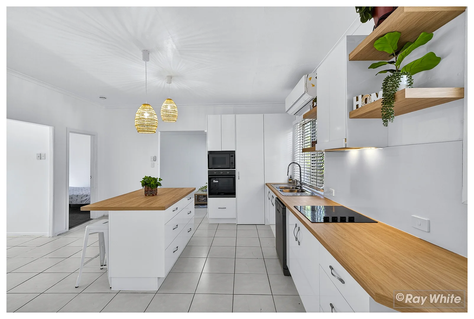 Additional image 3 of 121 ROSE STREET, Koongal QLD 4701