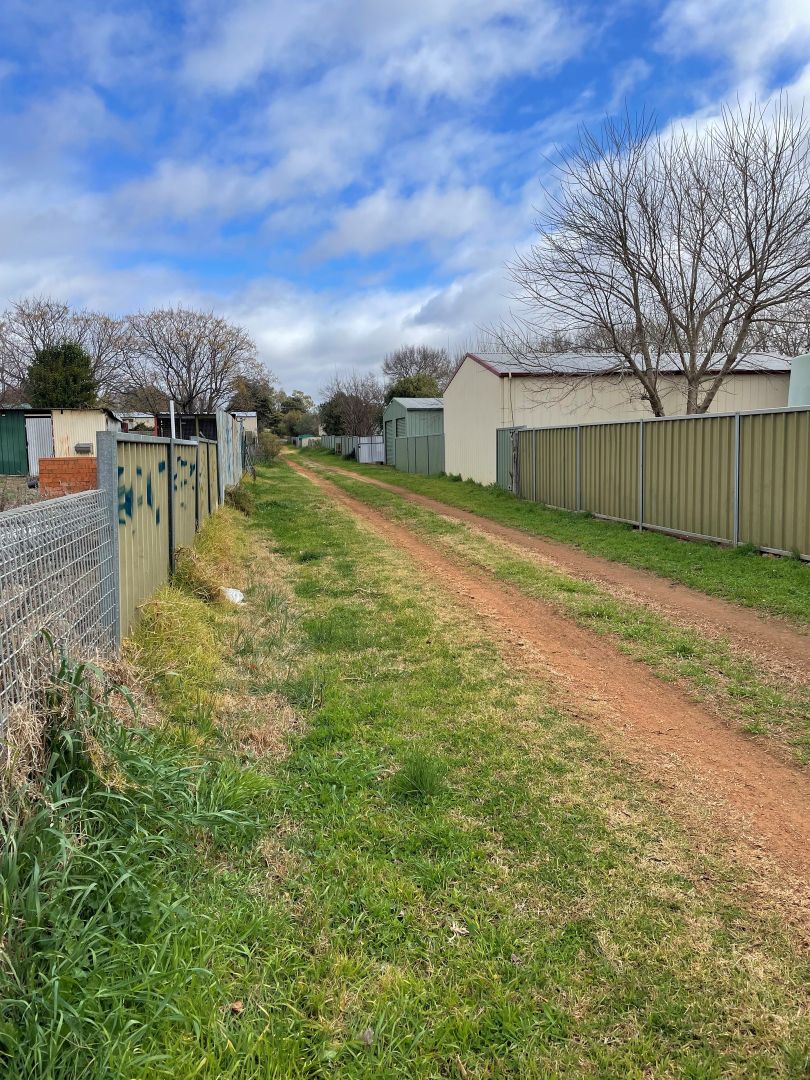 29 Wallaroo Street, Dunedoo NSW 2844, Image 2