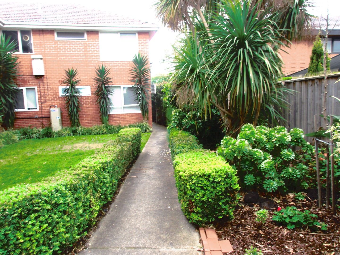 2 bedrooms Apartment / Unit / Flat in 5/10 Sebastapol Street CAULFIELD NORTH VIC, 3161
