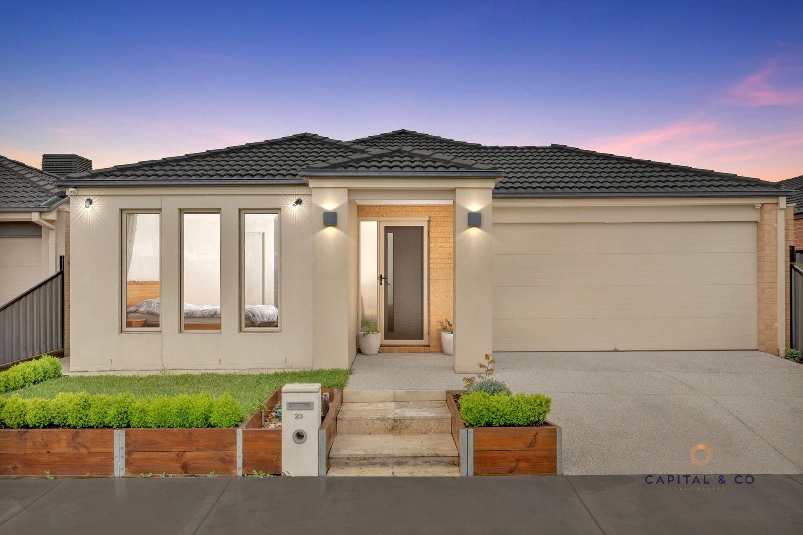 4 bedrooms House in 23 Bluebell Drive CRAIGIEBURN VIC, 3064