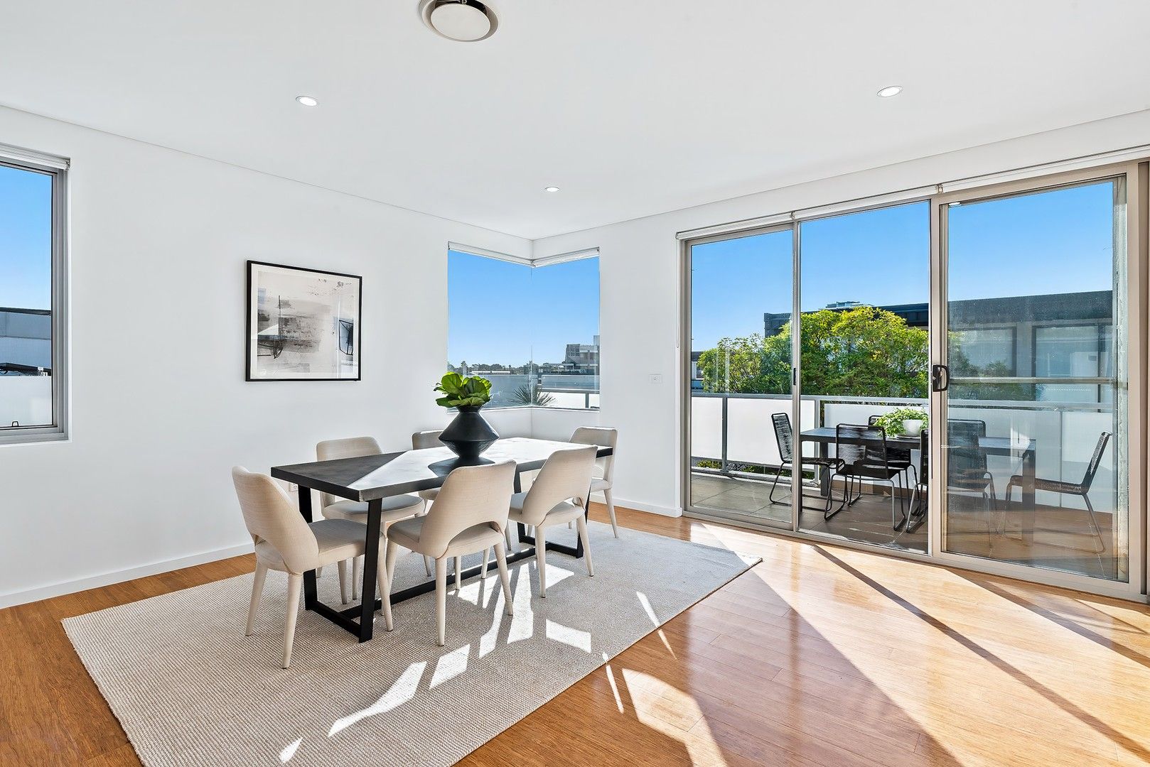 2 bedrooms Apartment / Unit / Flat in 12/15-17 Marsden Street CAMPERDOWN NSW, 2050