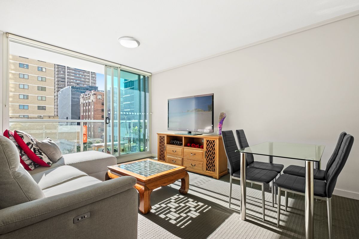 2 bedrooms Apartment / Unit / Flat in 501/108 Albert St BRISBANE CITY QLD, 4000