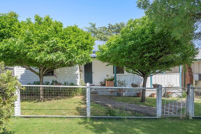 Picture of 63 Phillip Street, MOLONG NSW 2866