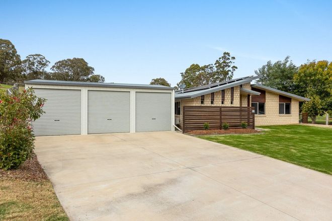 Picture of 36 Carinya Drive, HODGSON VALE QLD 4352