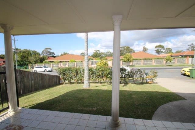 2/217 Central Street, Labrador QLD 4215, Image 1