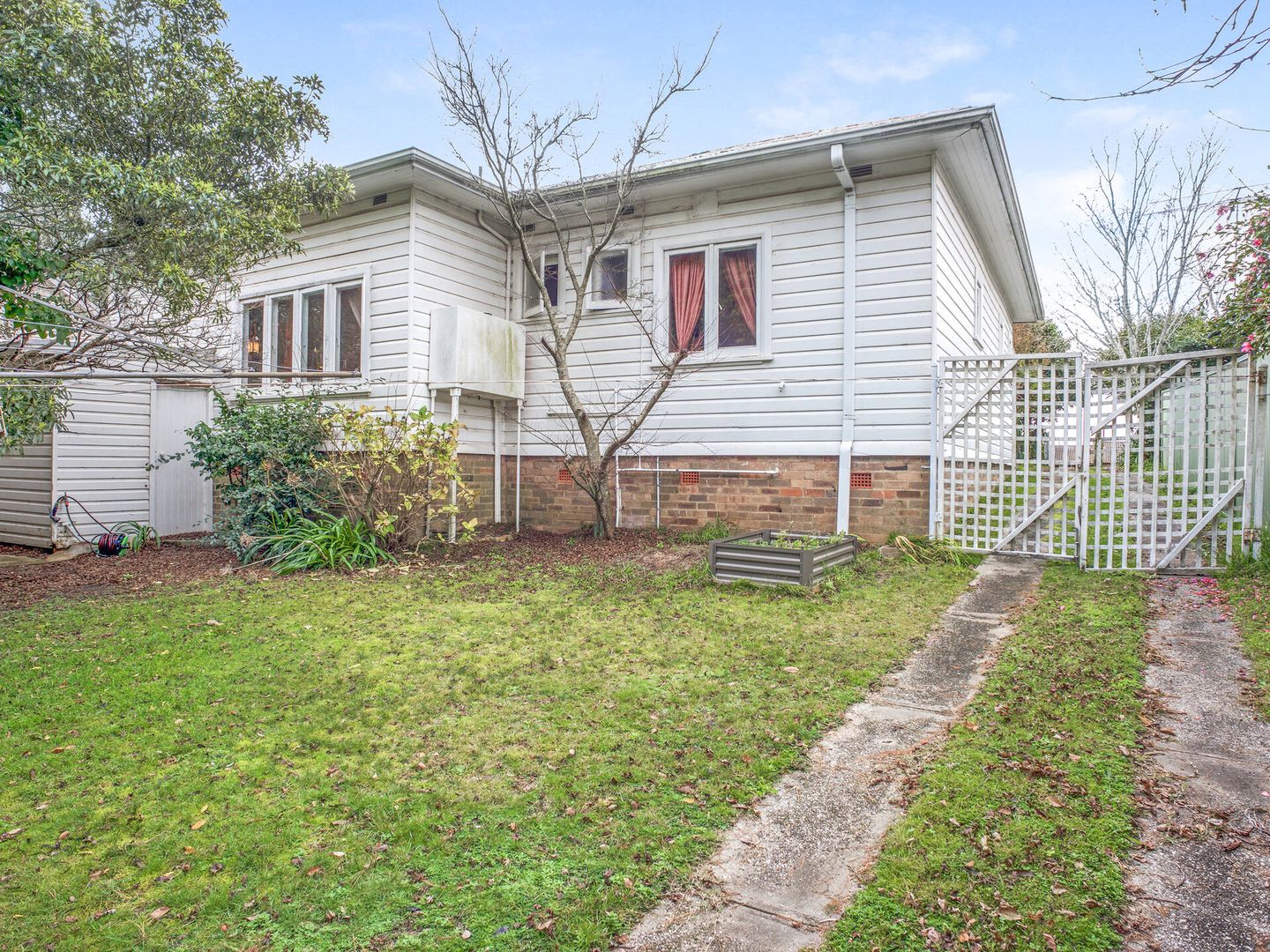 84 Blaxland Road, Wentworth Falls NSW 2782, Image 1