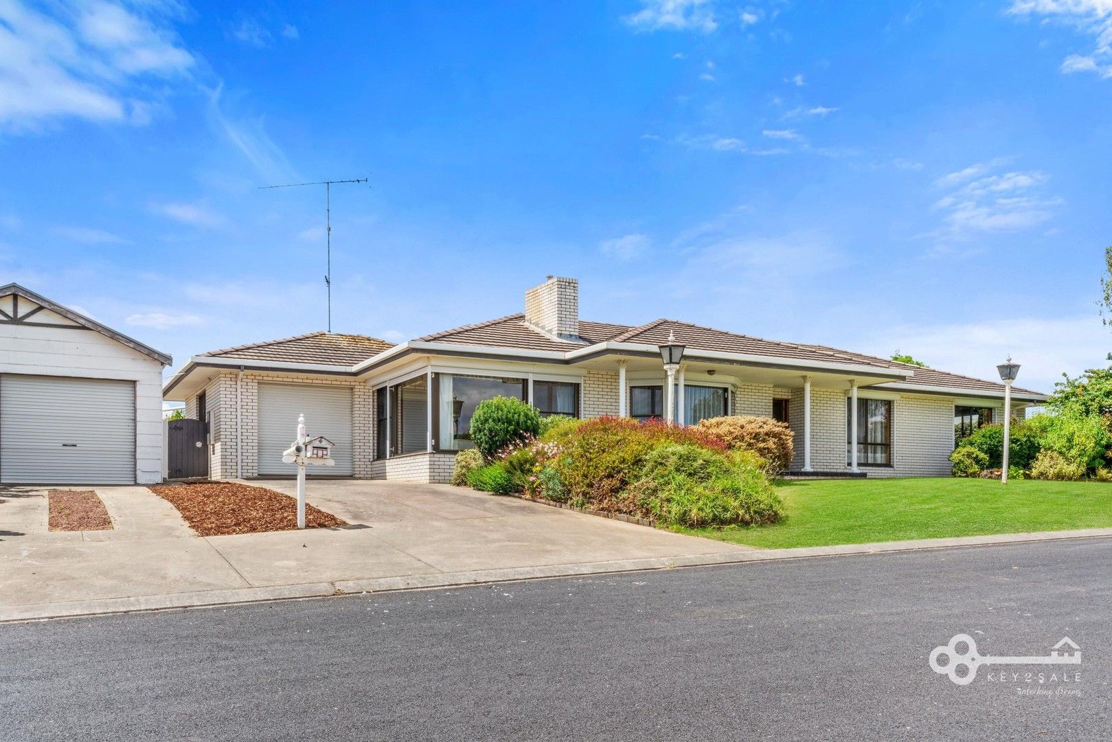 3 bedrooms House in 1 Kywong Court MOUNT GAMBIER SA, 5290
