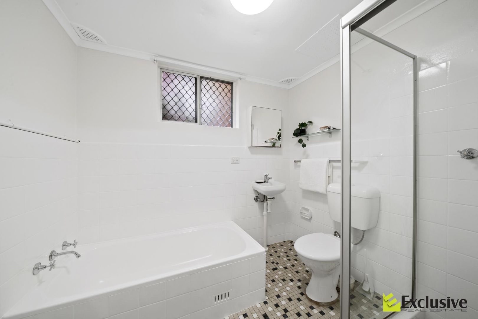 2/6 Eastbourne Road, Homebush West NSW 2140, Image 2