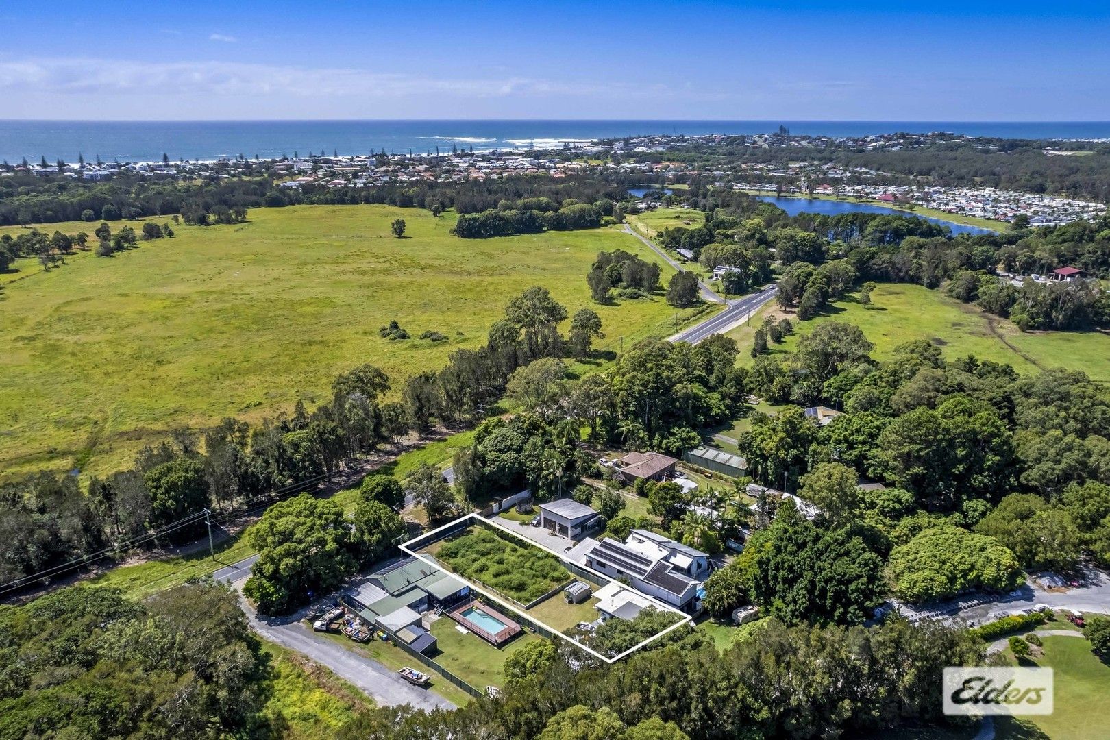 130 Tweed Coast Road, Chinderah NSW 2487, Image 0