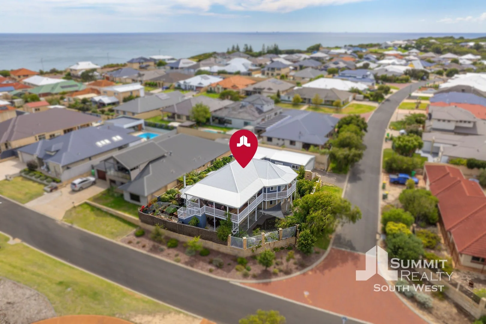 Primary image of 28 Cambria Road, Dalyellup WA 6230