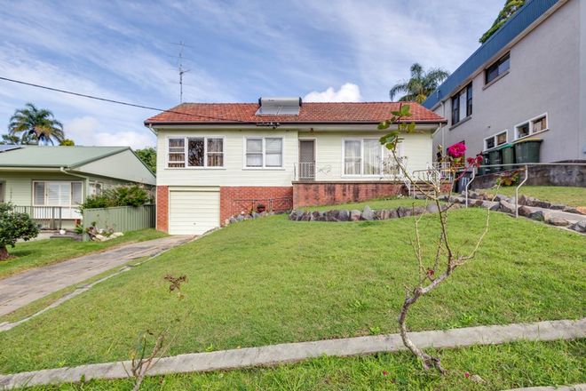 Picture of 111 Roslyn Avenue, CHARLESTOWN NSW 2290