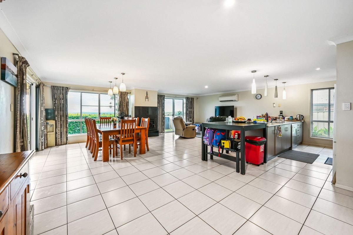 16 Kalimna Drive, Highfields QLD 4352, Image 1