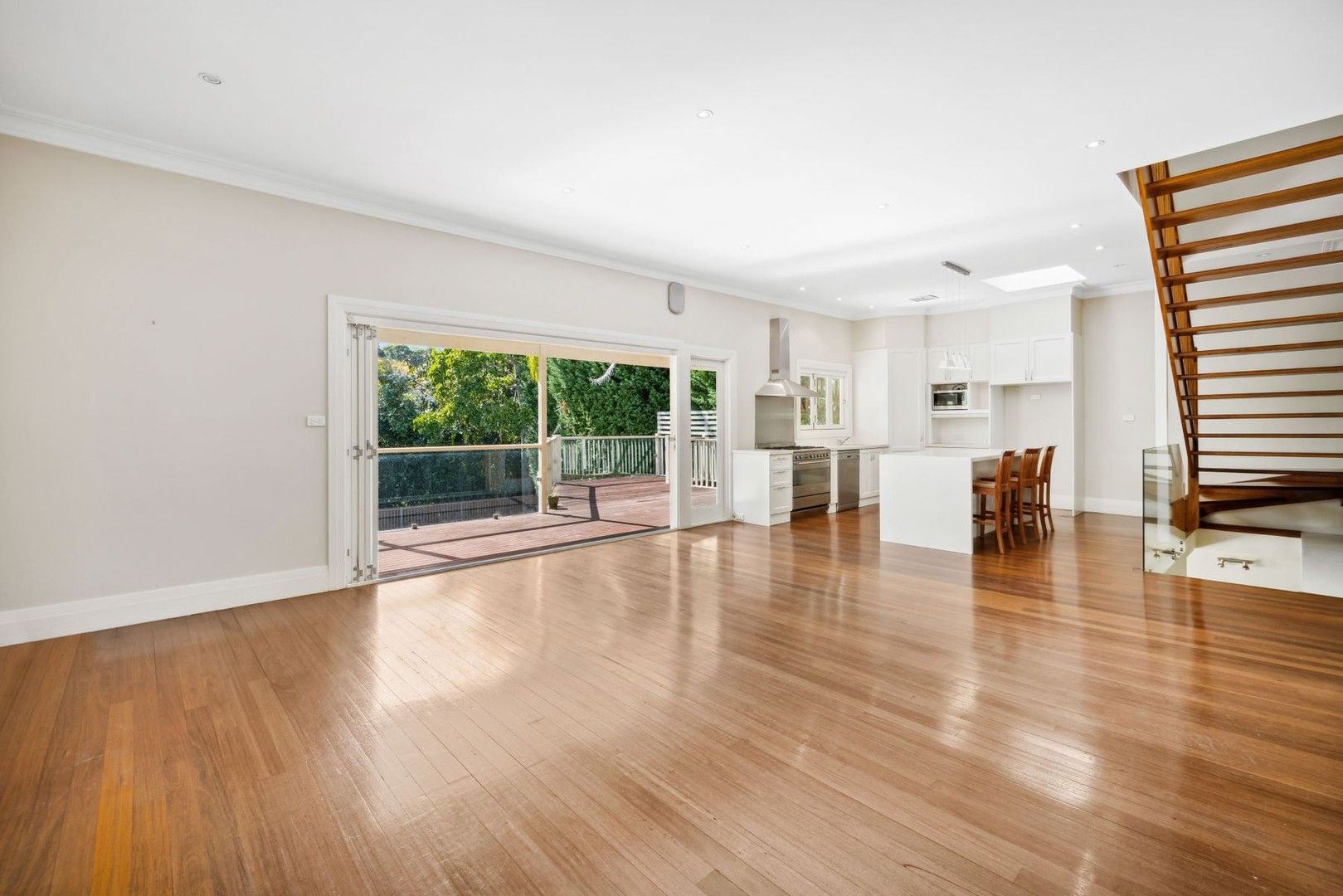 5 bedrooms House in 5 Strickland Avenue LINDFIELD NSW, 2070