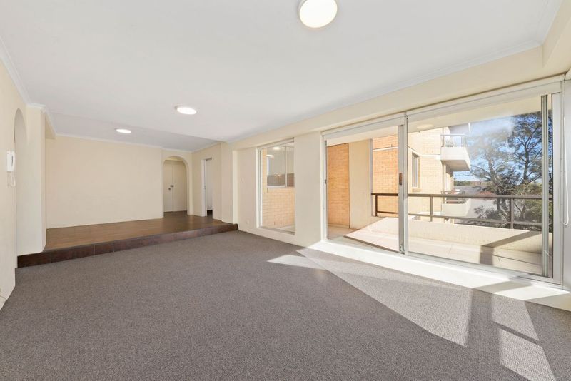 2 bedrooms Apartment / Unit / Flat in 20/37 Paul Street COOGEE NSW, 2034