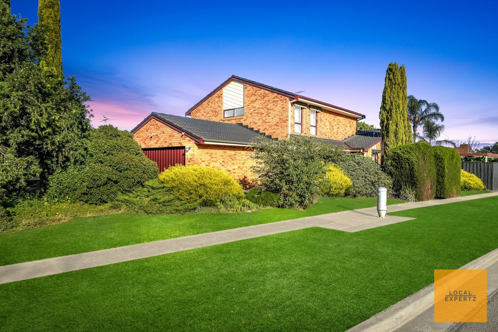 8 Avoca Court, Brookfield VIC 3338, Image 0