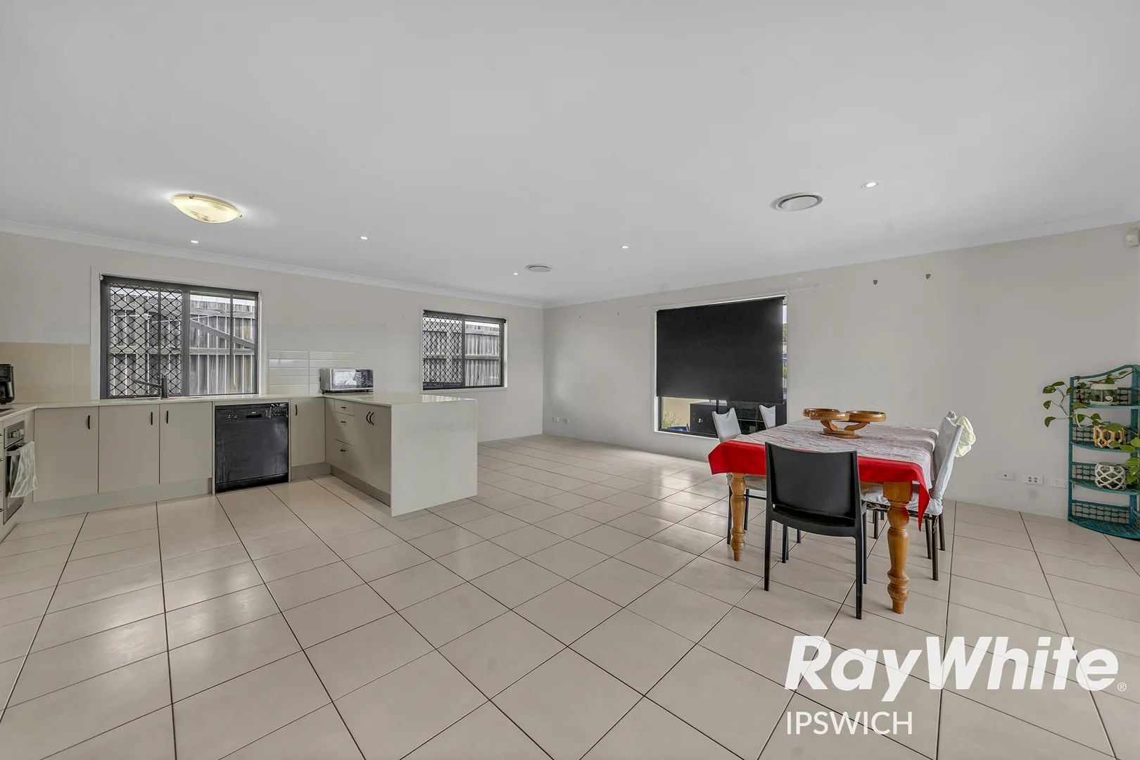 Additional image 7 of 38 Honeyeater Place, Lowood QLD 4311