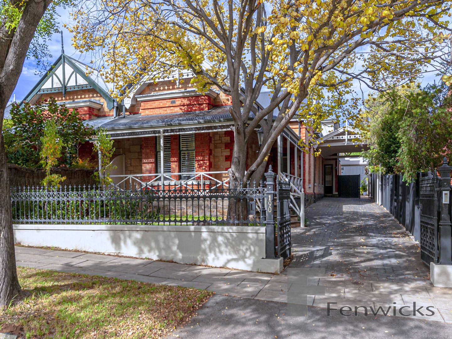 5 bedrooms House in 190 Barton Terrace NORTH ADELAIDE SA, 5006