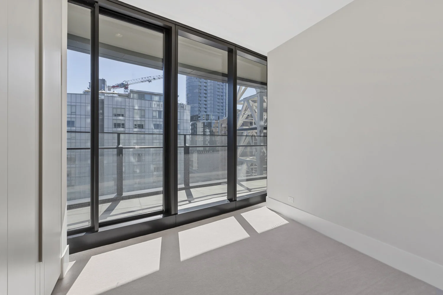 Additional image 4 of 1004/1 Almeida Crescent, South Yarra VIC 3141