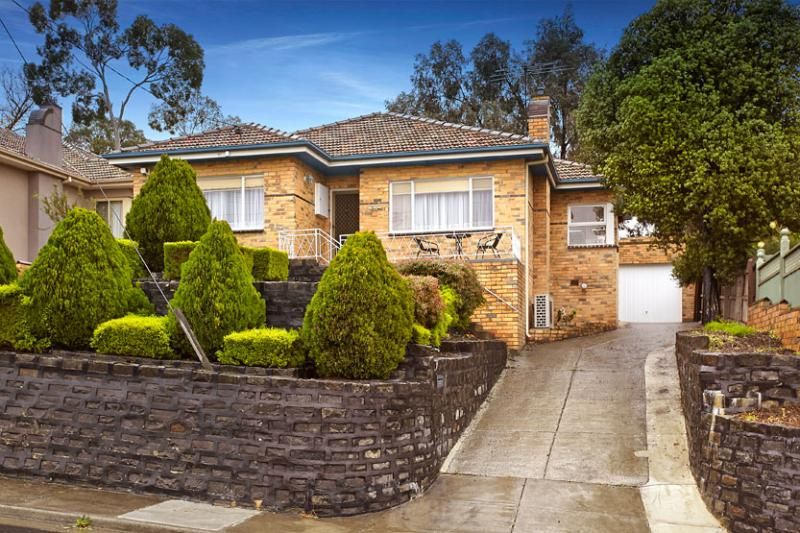 31 Wendora Street, STRATHMORE VIC 3041, Image 0