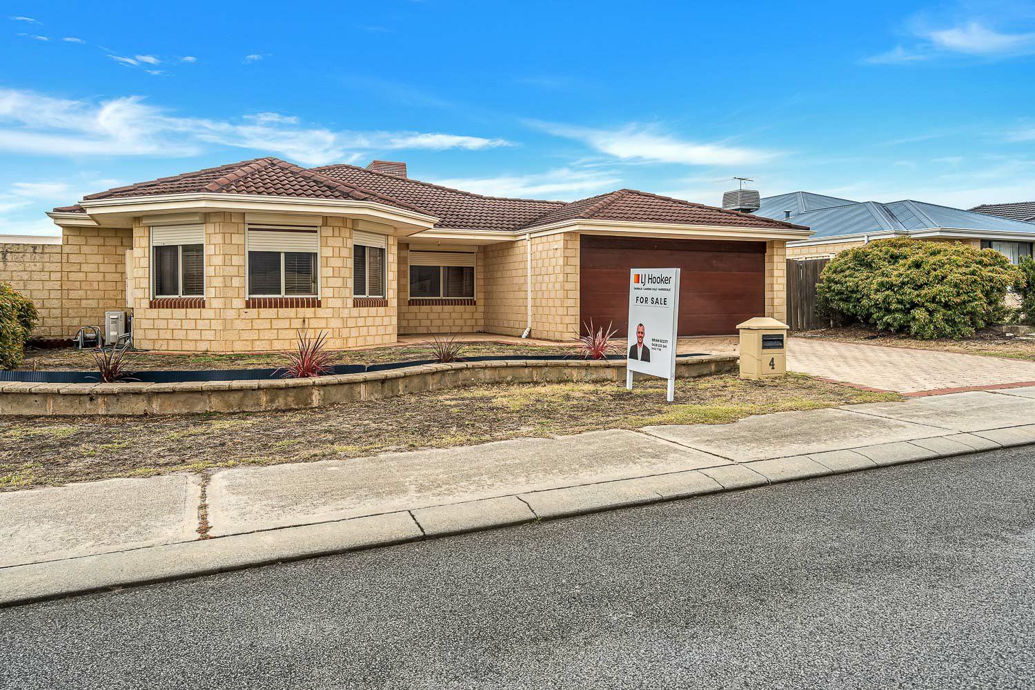 4 bedrooms House in 4 Hotham Way GOSNELLS WA, 6110