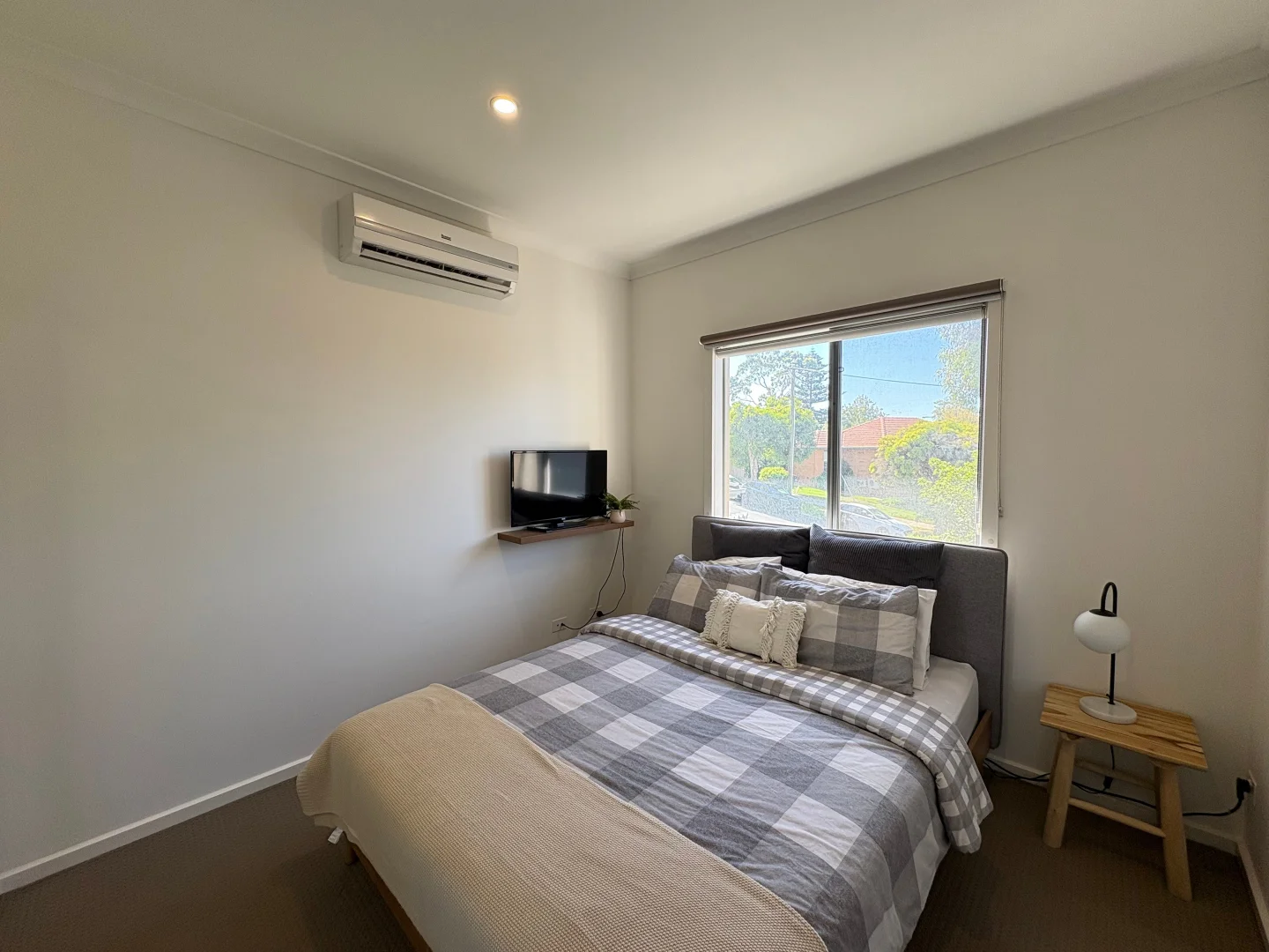 Additional image 8 of 1/41 Hillside Grove, Airport West VIC 3042