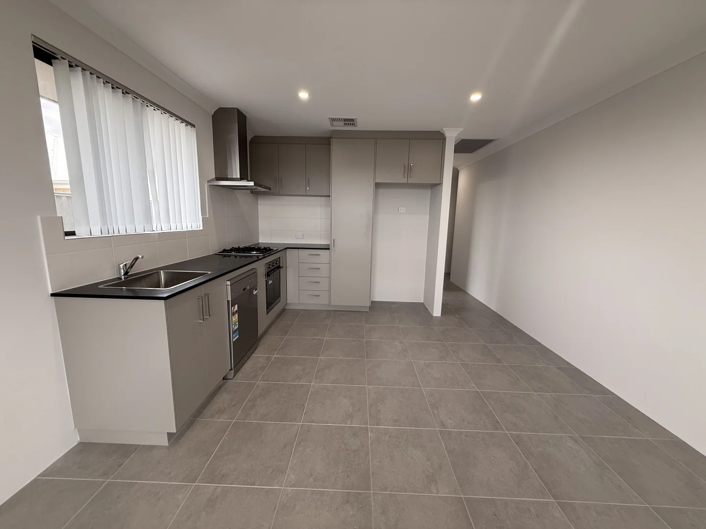 Additional image 4 of 12a Manresa Road, Madora Bay WA 6210