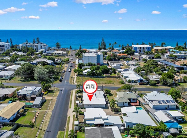 2/27 Holland Street, Bargara QLD 4670