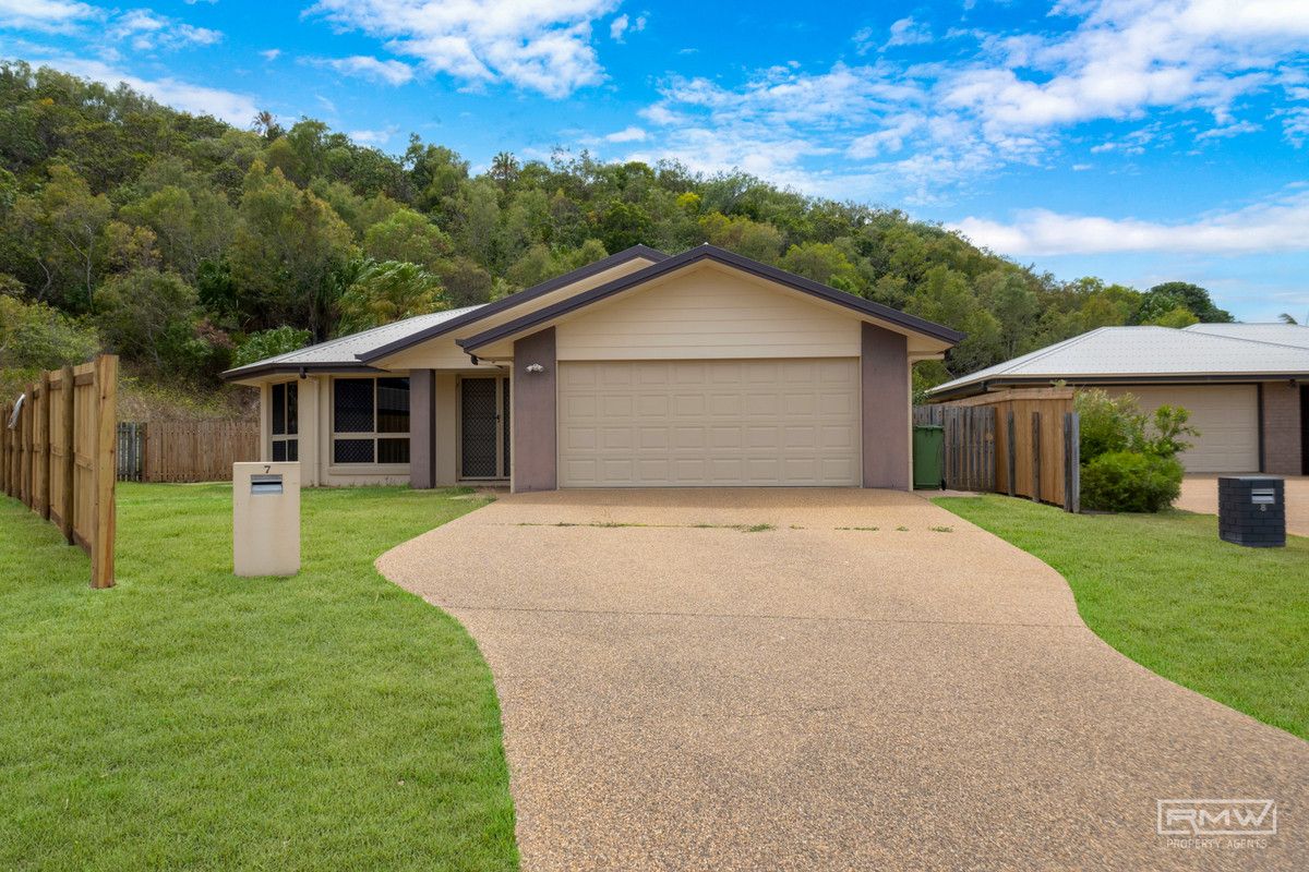 7 Tuckeroo Place, Mulambin QLD 4703