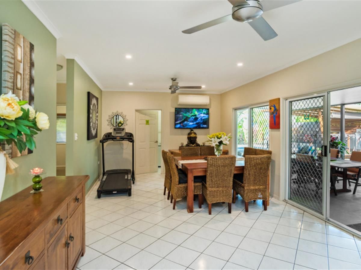 4 Raphis Close, Kamerunga QLD 4870, Image 1