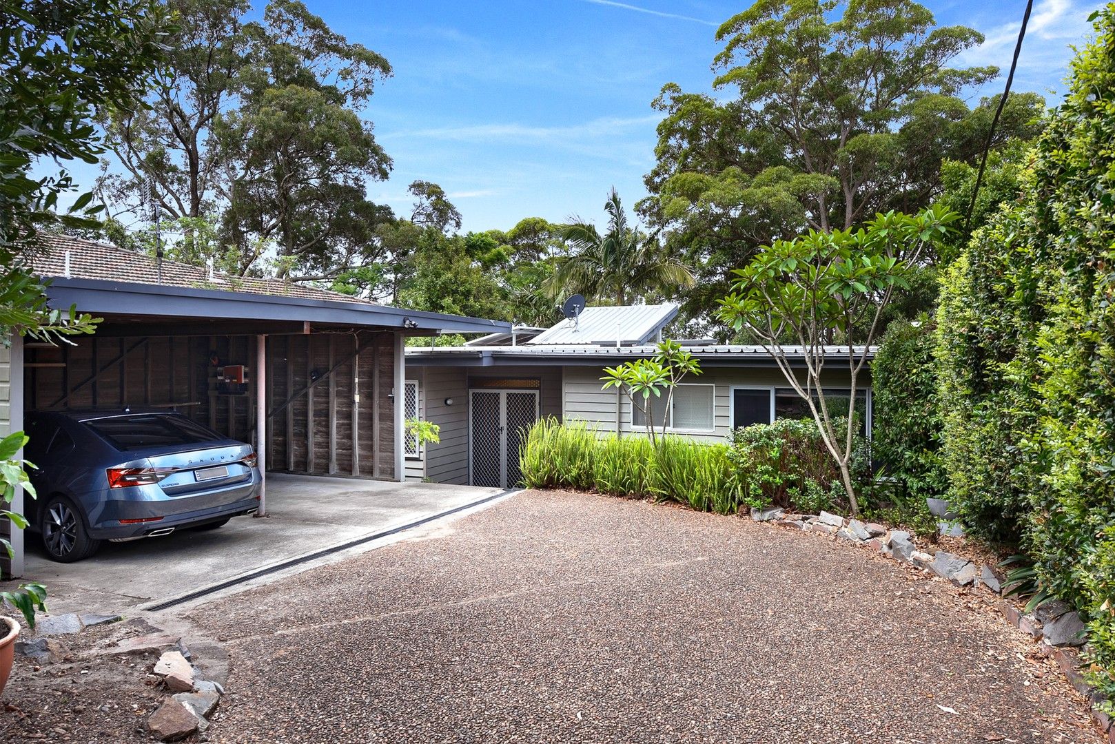 5 bedrooms House in 110 Grandview Road NEW LAMBTON HEIGHTS NSW, 2305