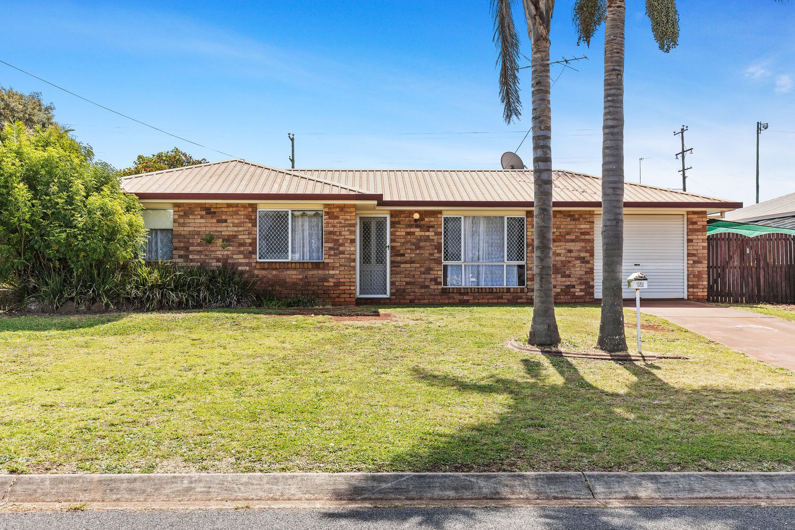 92 Jennifer Crescent, Darling Heights QLD 4350 House For Rent 420