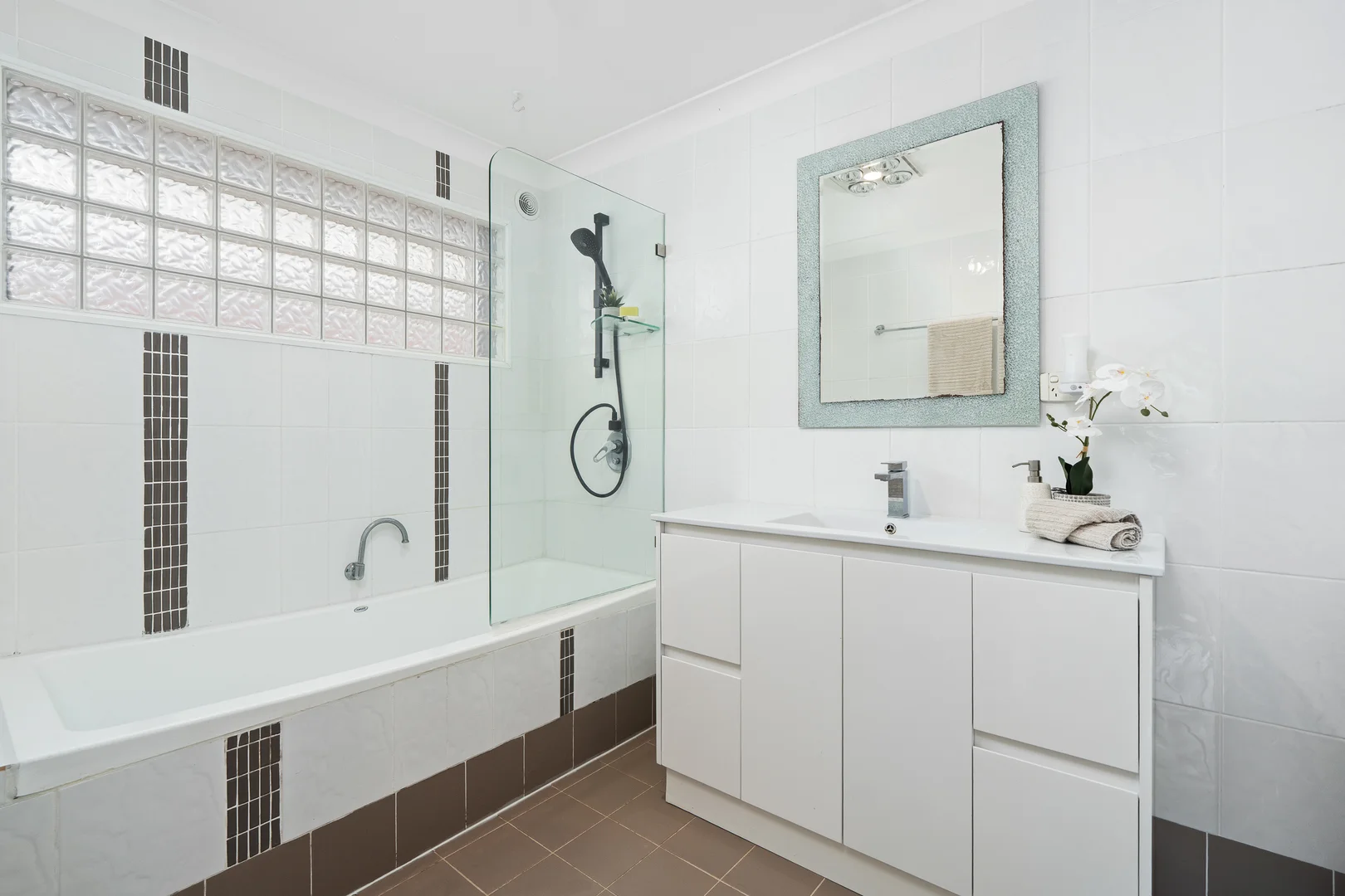 Additional image 8 of 17 Fuchsia Street, Wyoming NSW 2250