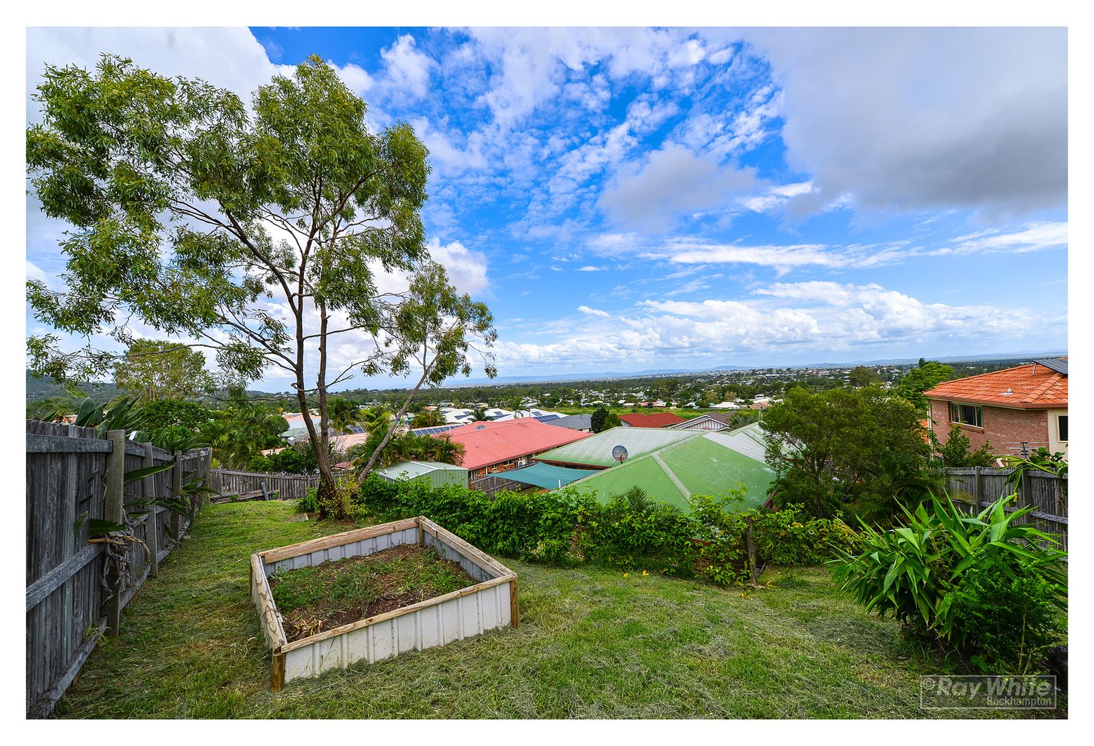 34 Rosewood Drive, Norman Gardens QLD 4701, Image 2