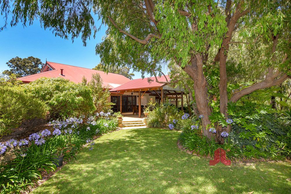 4 St Andrews Hill, Leschenault WA 6233, Image 2