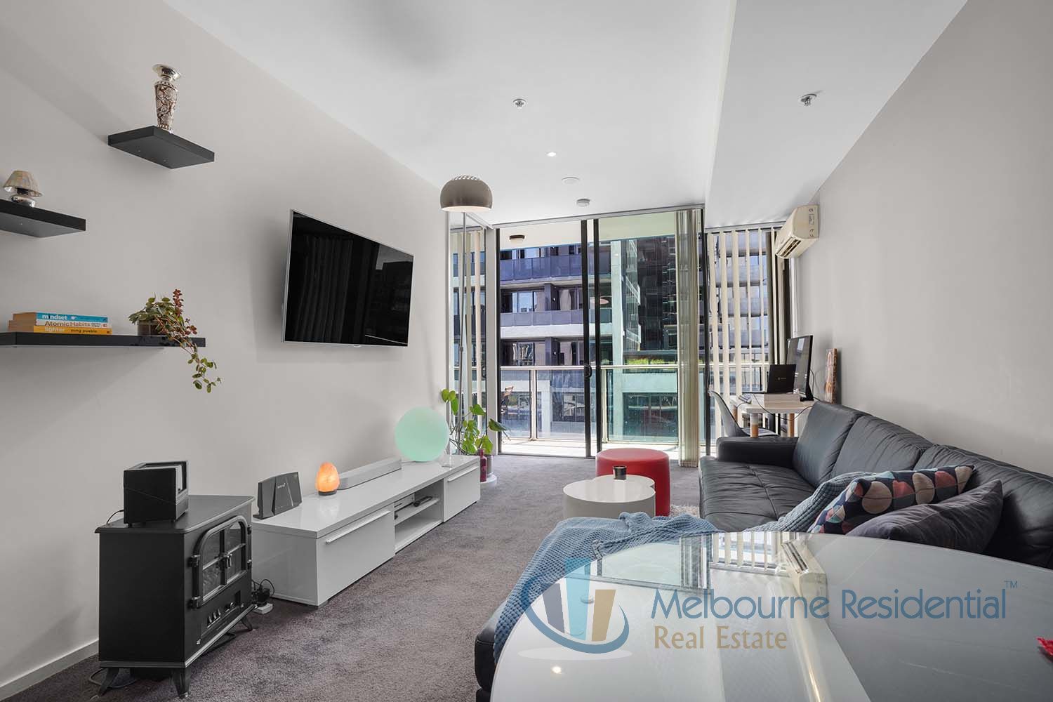 1 bedrooms Apartment / Unit / Flat in 709/20 Rakaia Way DOCKLANDS VIC, 3008